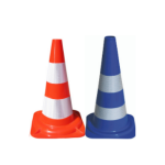 Cono de polietileno de 50cm y dos bandas reflectantes.