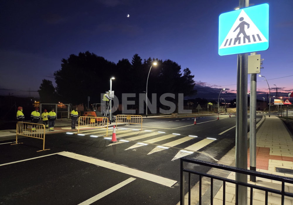 Paso de peatones iluminado
